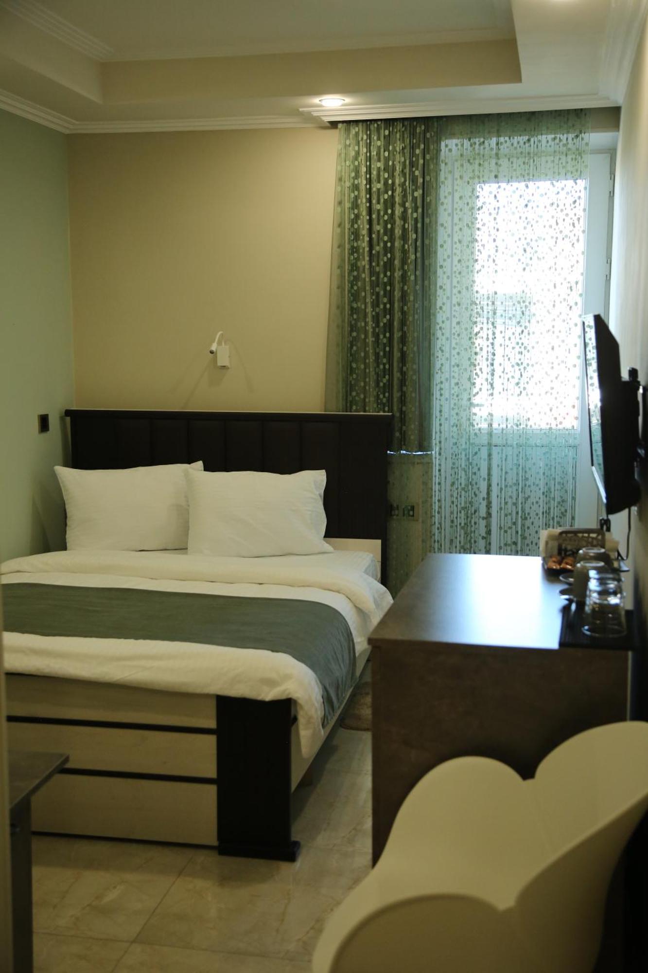 Martuni Vell Grey Hotel מראה חיצוני תמונה