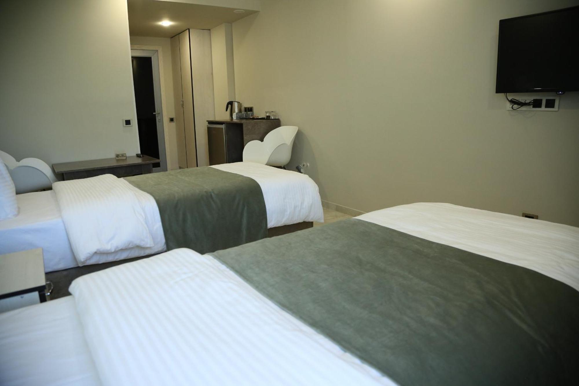 Martuni Vell Grey Hotel מראה חיצוני תמונה