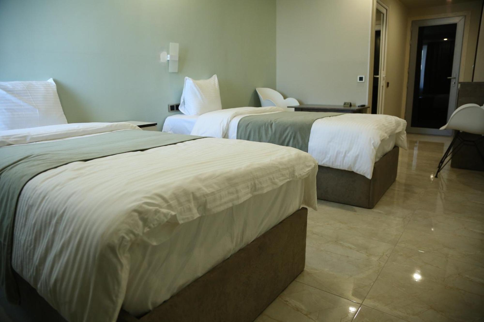 Martuni Vell Grey Hotel מראה חיצוני תמונה