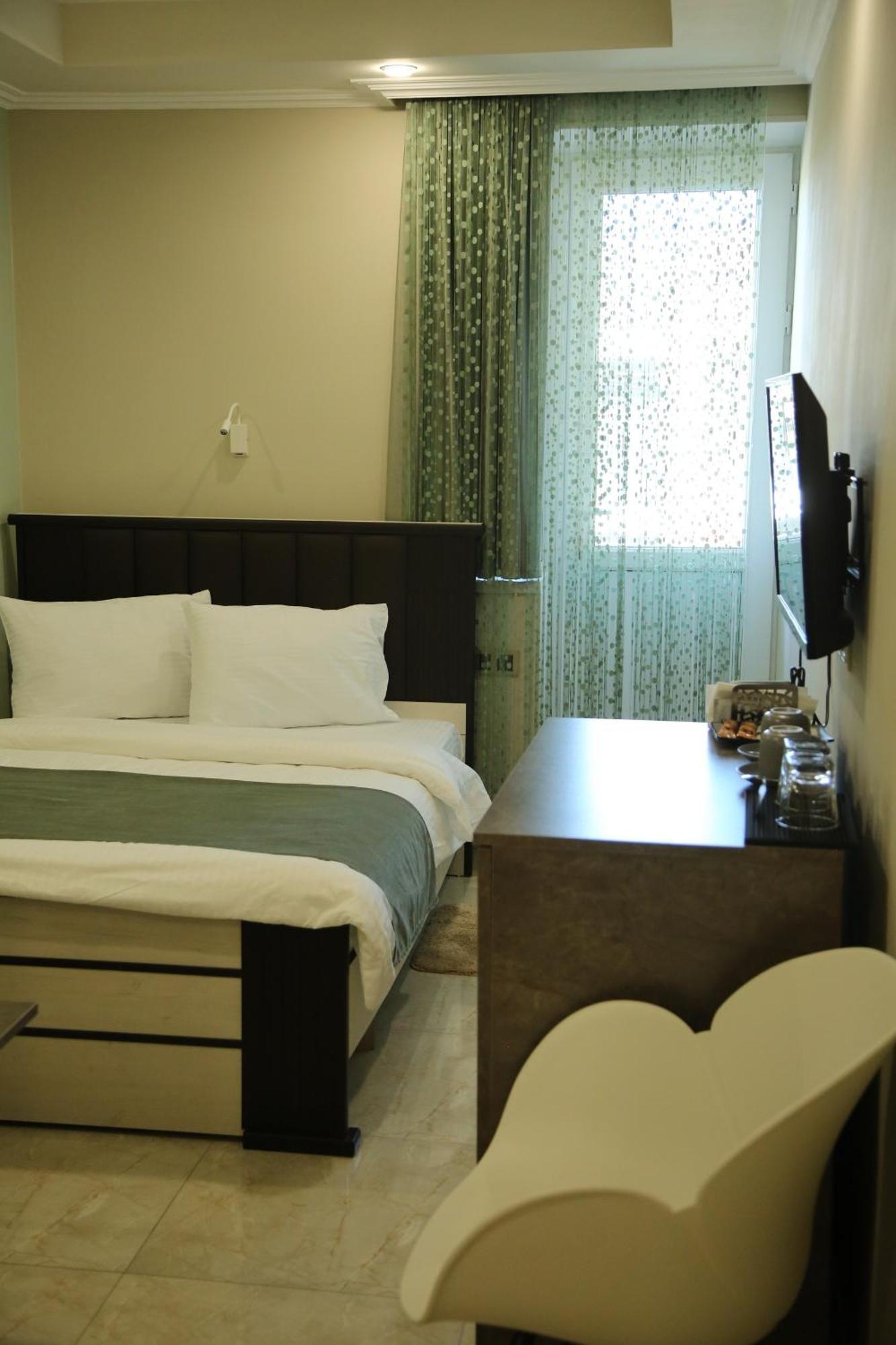 Martuni Vell Grey Hotel מראה חיצוני תמונה